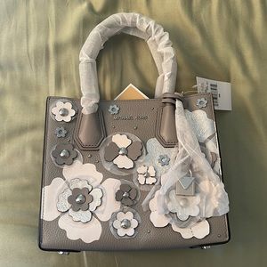 Michael Kors handbag NWT grey and ivory with optional shoulder strap.